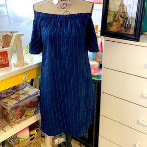 Banana Republic strapless dress with bold stripes and pockets!